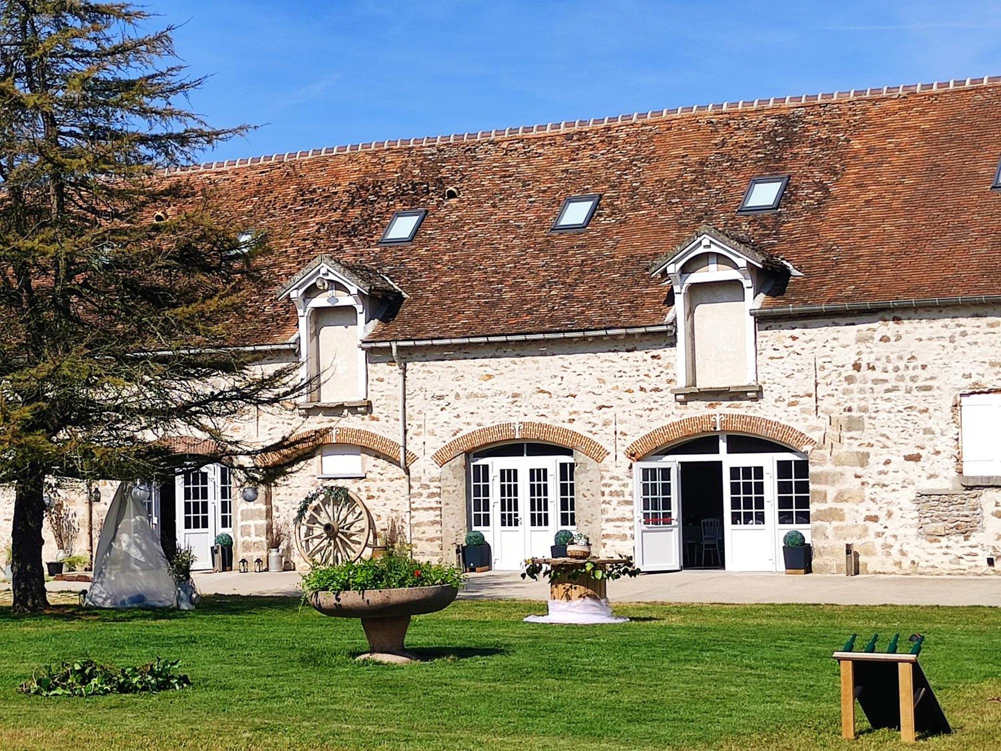 Domaine De La Ferme De Mont Mormant Exterior foto